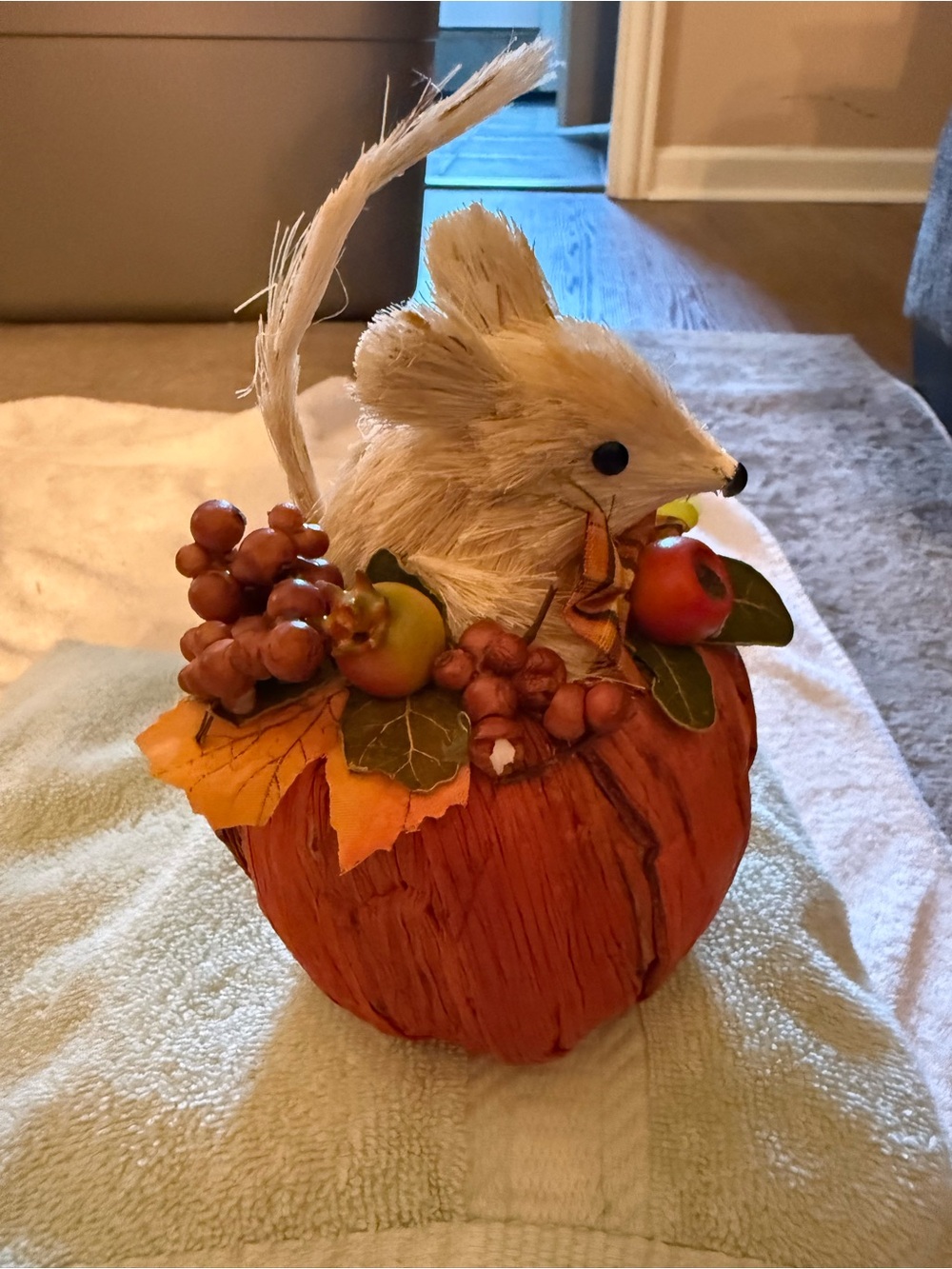 Autumn Harvest Pumpkin Mouse Décor